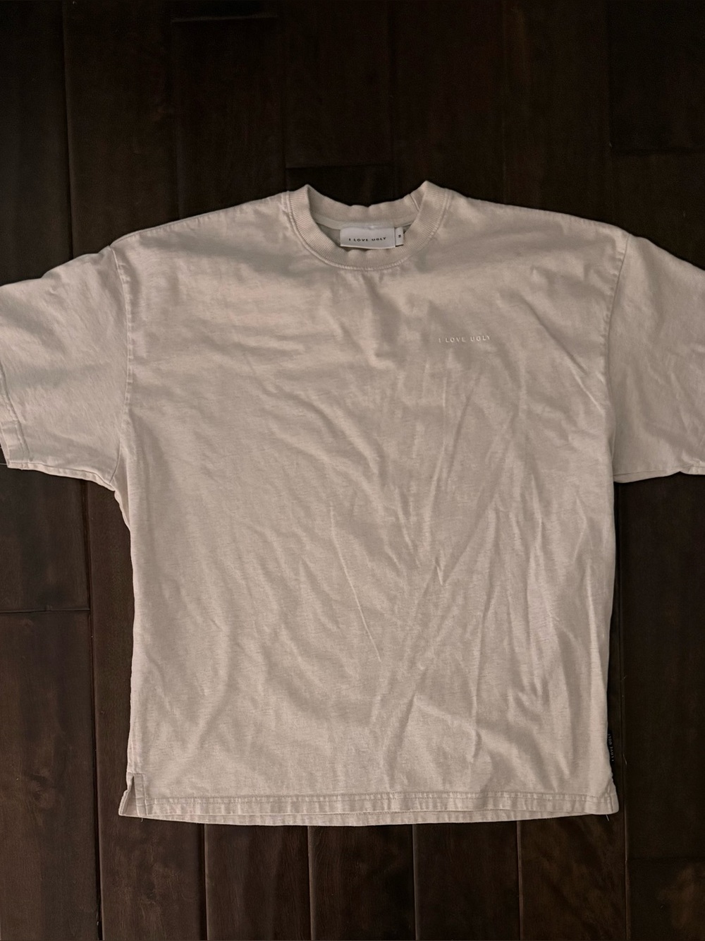 I love ugly cream t shirt. Size medium